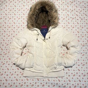 y2k 2000s Aeropostale white crime puffer jacket with fur hood🤎